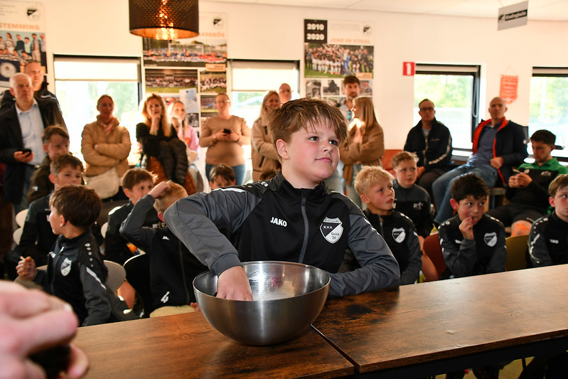 Wedstrijden, tijden en standen